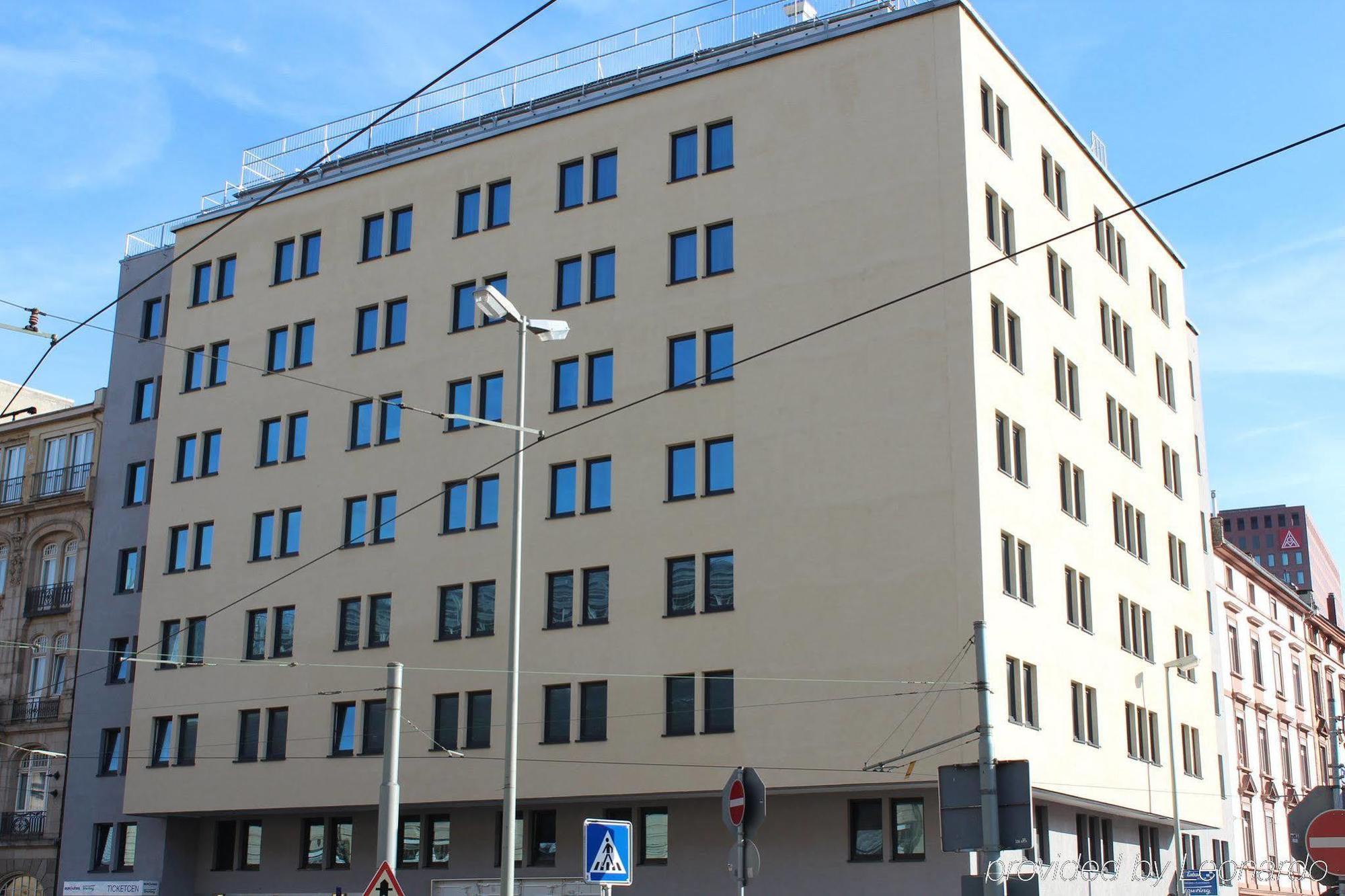 Grand Empire Hotel